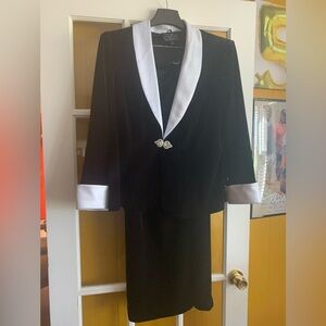 Alex velvet Evenings Black and White Jacket and pants.